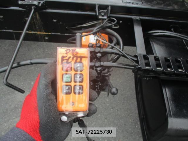 Hino RANGER 2004-09 7963483-25