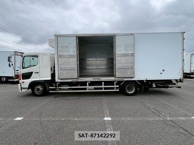 Hino RANGER 2015-11 7963482-9
