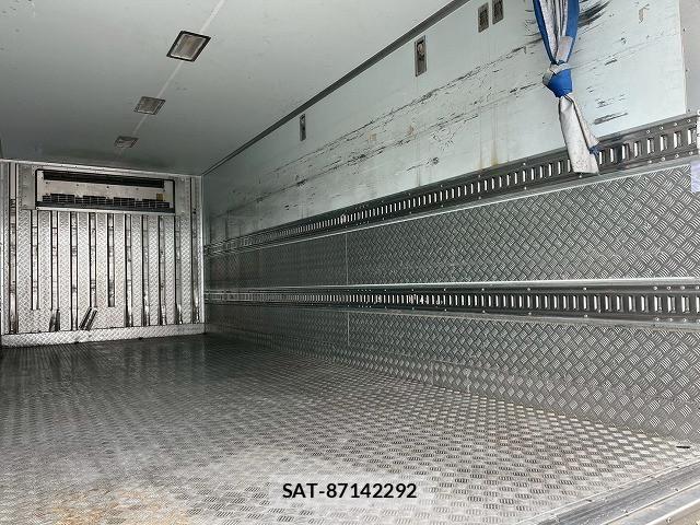 Hino RANGER 2015-11 7963482-14