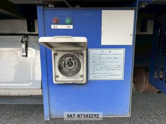 Hino RANGER 2015-11 7963482-16
