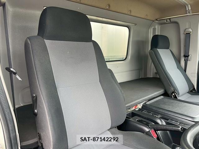 Hino RANGER 2015-11 7963482-21