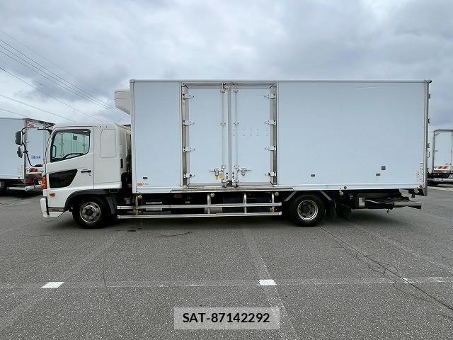 Hino RANGER 2015-11 7963482-8