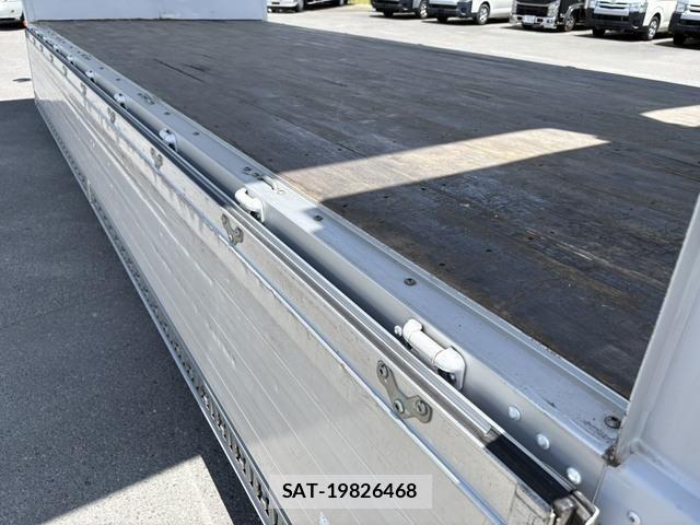 Hino RANGER 2017-10 7980778-23