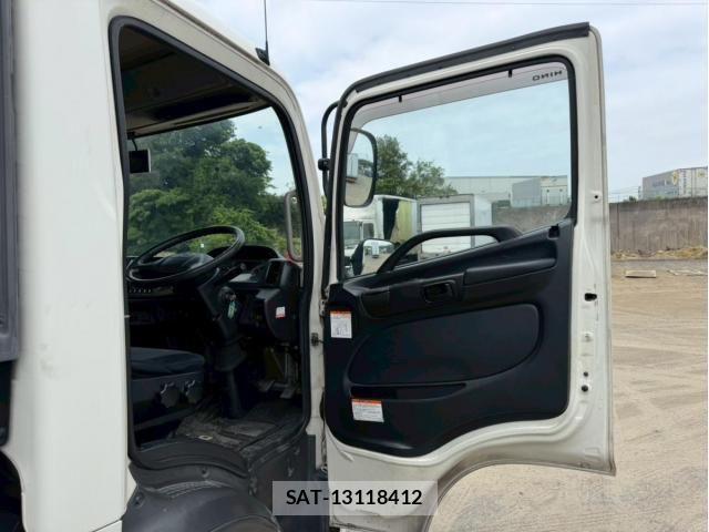 Hino RANGER 2015-10 7980789-29