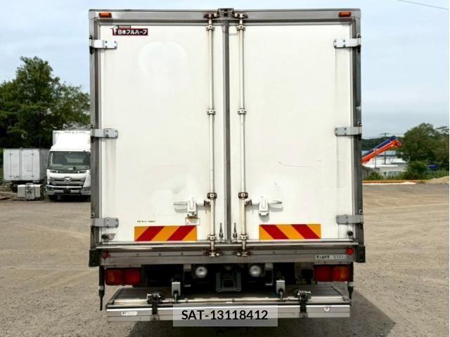 Hino RANGER 2015-10 7980789-4