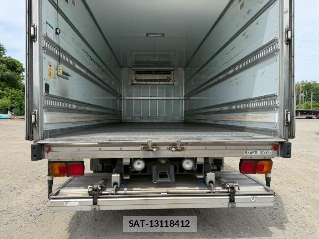 Hino RANGER 2015-10 7980789-8