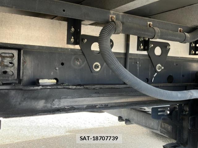 Hino RANGER 2023-05 7980779-13