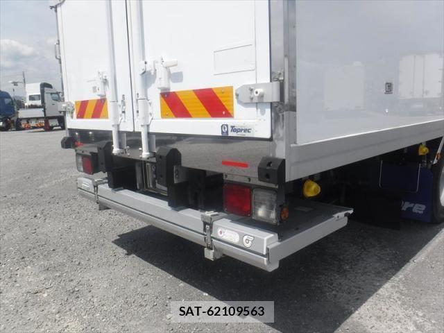 Hino RANGER 2018-12 8037863-10