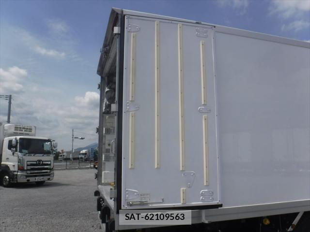 Hino RANGER 2018-12 8037863-19