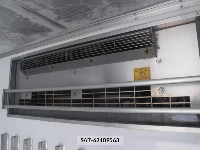 Hino RANGER 2018-12 8037863-28