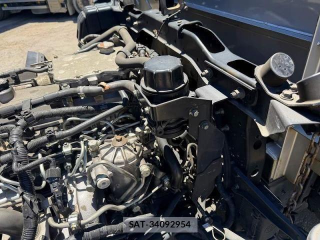 Hino RANGER 2017-02 8037866-28