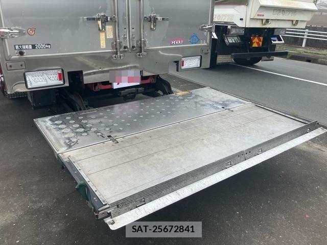 Hino RANGER 2017-06 8037861-4