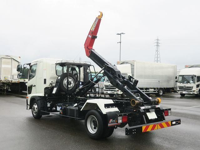 Hino RANGER 2023-06 8060611-9