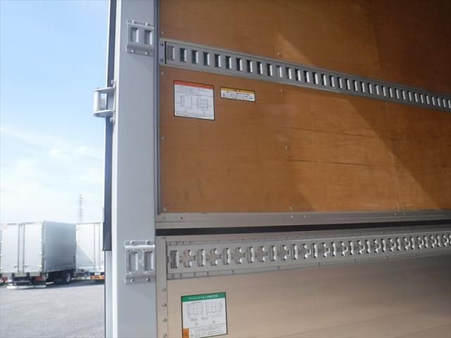 Hino RANGER 2020-10 8060613-24
