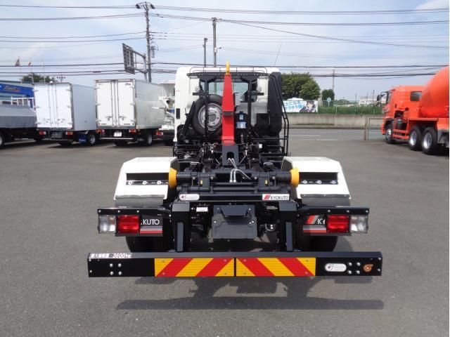 Hino RANGER 2025-10 8060612-4