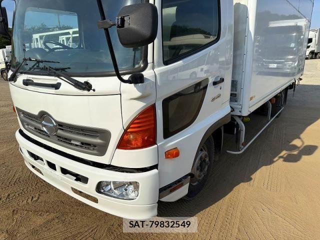 Hino RANGER 2013-10 8075294-10
