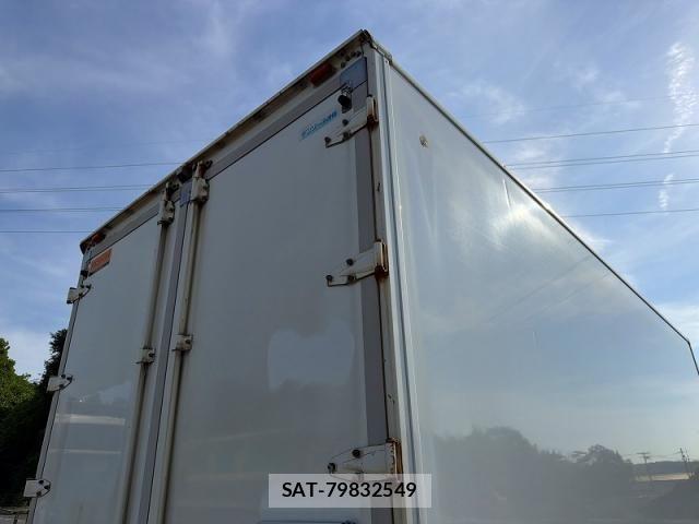 Hino RANGER 2013-10 8075294-15