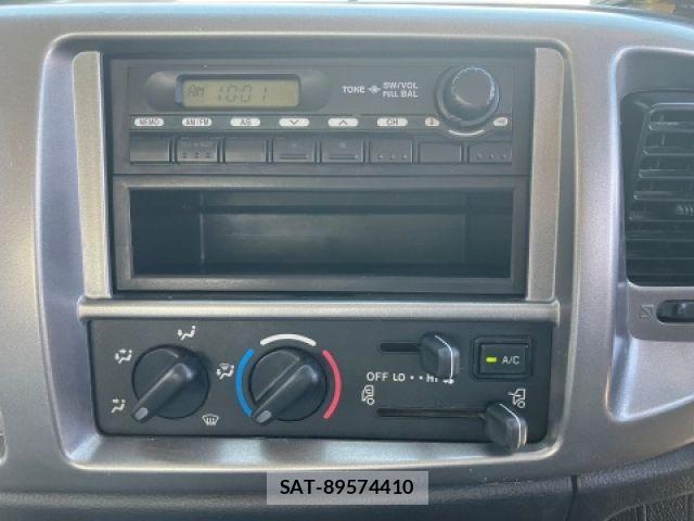 Hino RANGER 2016-01 8075288-23