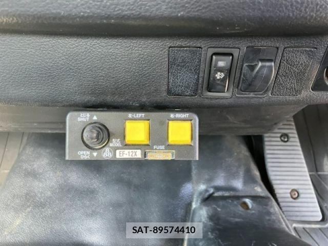 Hino RANGER 2016-01 8075288-25
