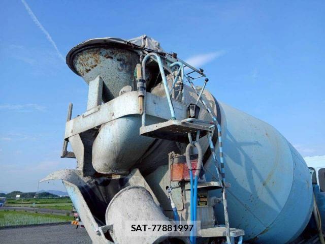 Hino RANGER 2005-03 8075291-11