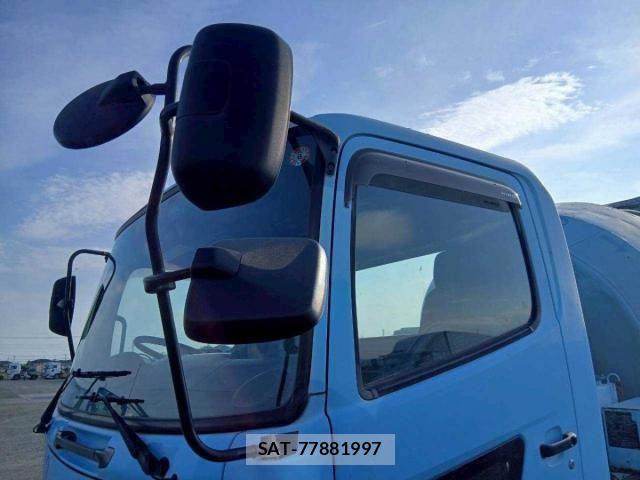 Hino RANGER 2005-03 8075291-13