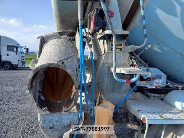 Hino RANGER 2005-03 8075291-22
