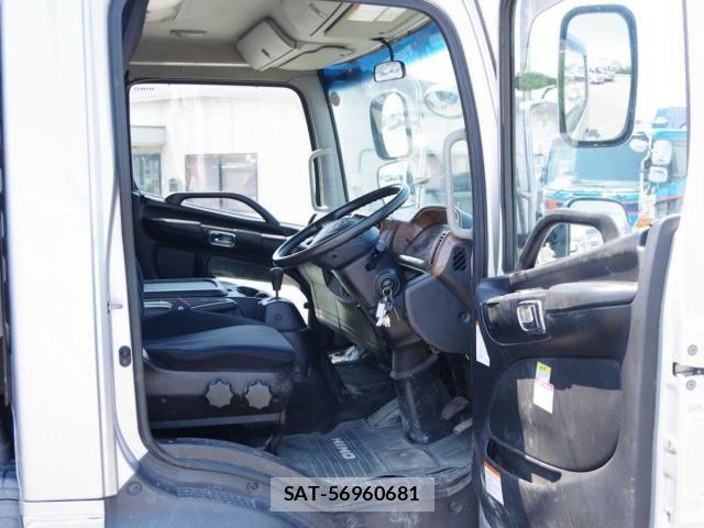 Hino RANGER 2015-01 8101496-28