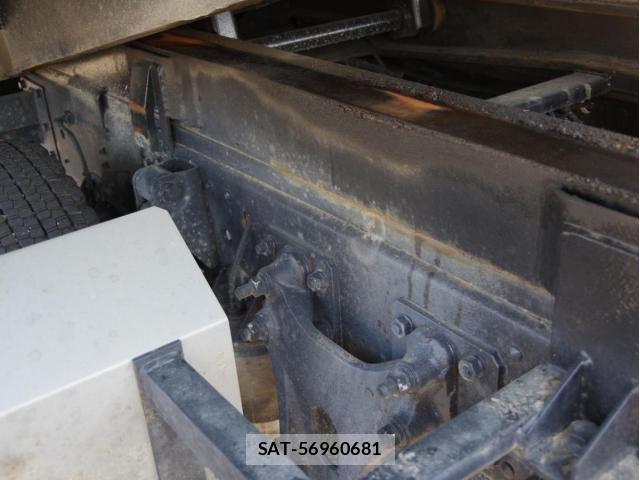Hino RANGER 2015-01 8101496-6