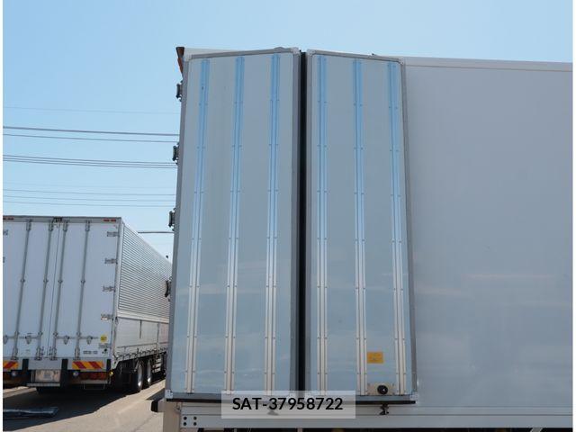 Hino RANGER 2018-03 8159099-13