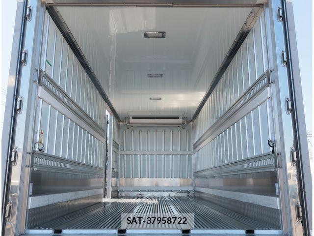 Hino RANGER 2018-03 8159099-6
