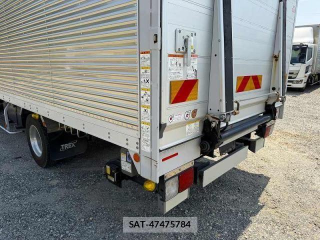 Hino RANGER 2018-06 8159105-12
