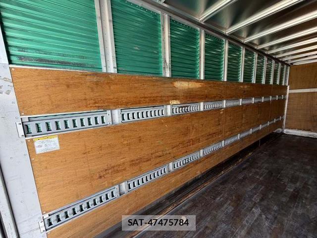 Hino RANGER 2018-06 8159105-23