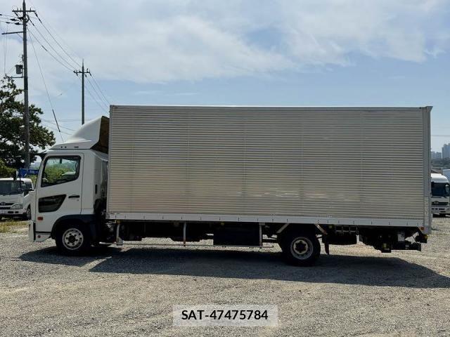 Hino RANGER 2018-06 8159105-2
