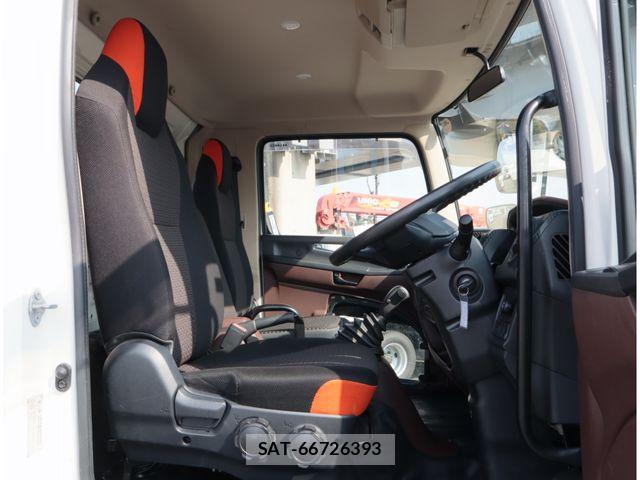 Hino RANGER 2022-04 8159101-23