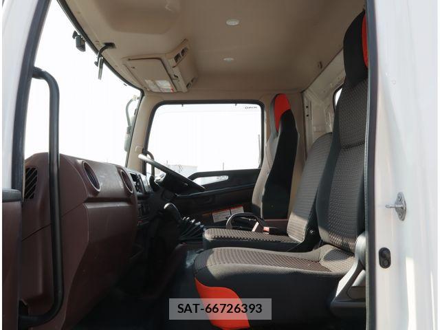 Hino RANGER 2022-04 8159101-26