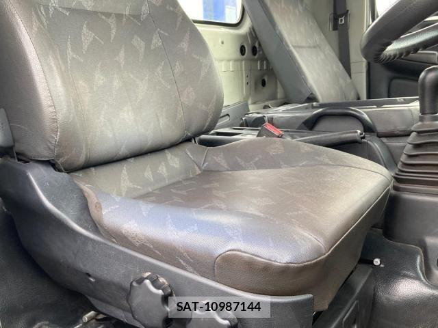 Hino RANGER 2013-09 8159104-18