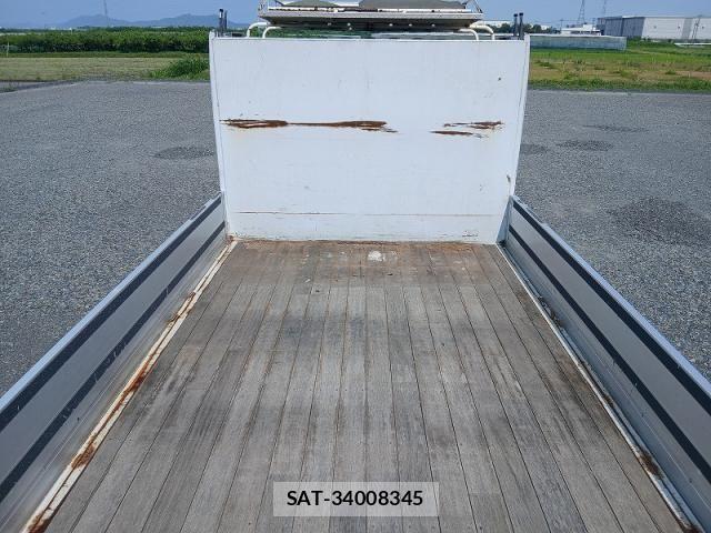 Hino RANGER 2017-05 8159106-18
