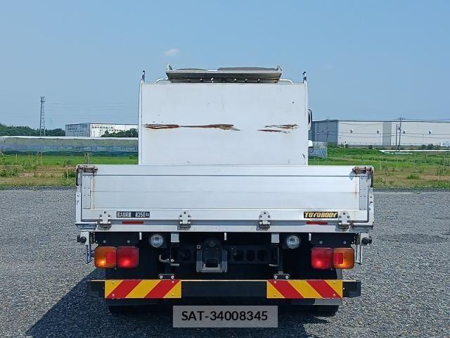 Hino RANGER 2017-05 8159106-5