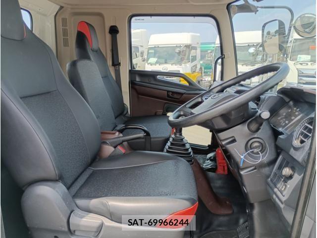 Hino RANGER 2018-11 8159100-22