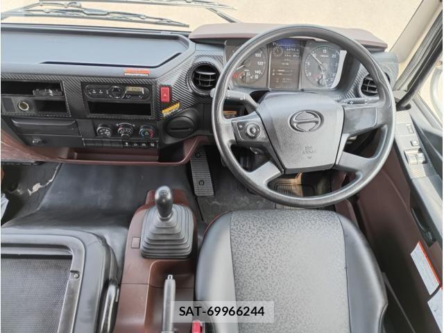 Hino RANGER 2018-11 8159100-25