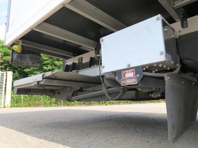 Hino RANGER 2023-07 8186430-15