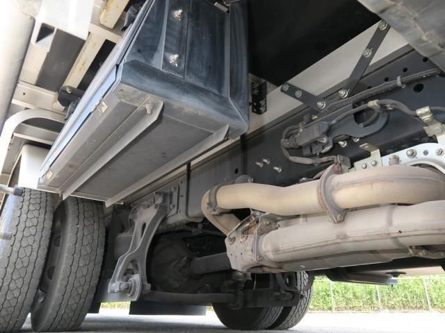 Hino RANGER 2023-07 8186430-18