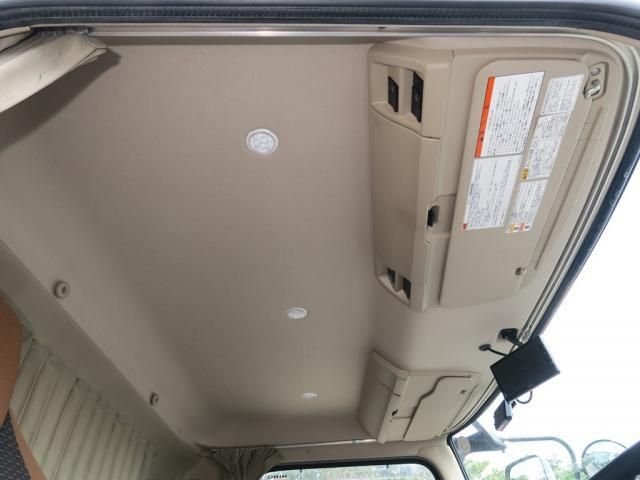 Hino RANGER 2023-07 8186430-25