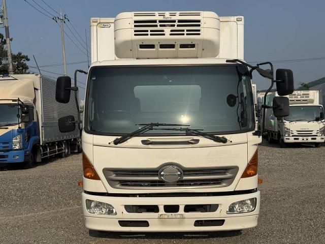 Hino RANGER 2015-10 8186434-0