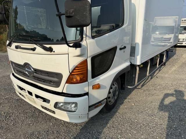 Hino RANGER 2015-10 8186434-11