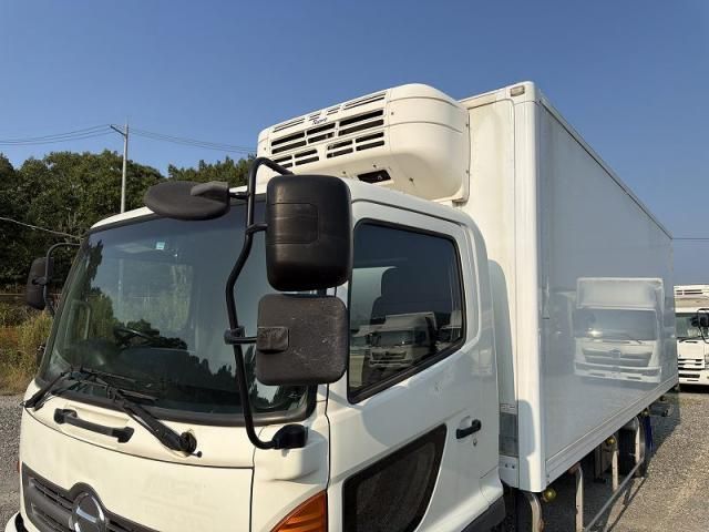Hino RANGER 2015-10 8186434-12