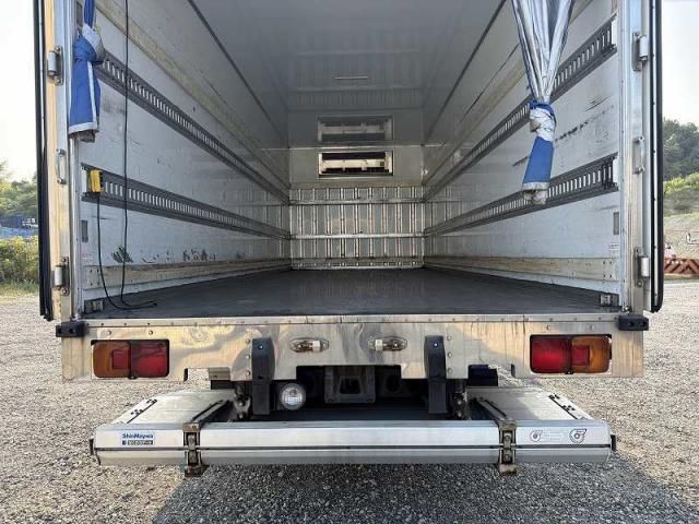 Hino RANGER 2015-10 8186434-19