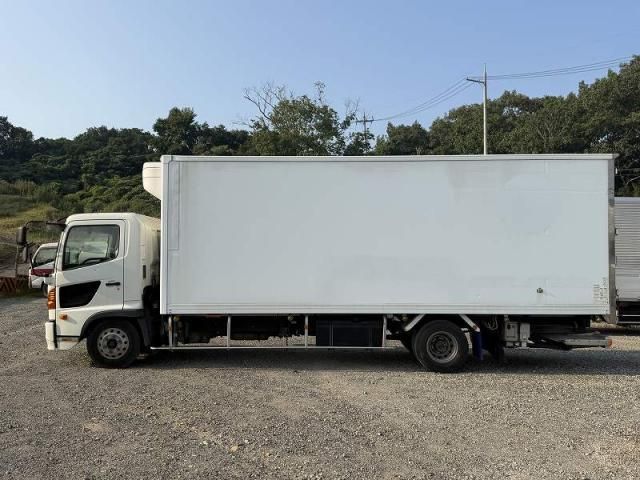 Hino RANGER 2015-10 8186434-2