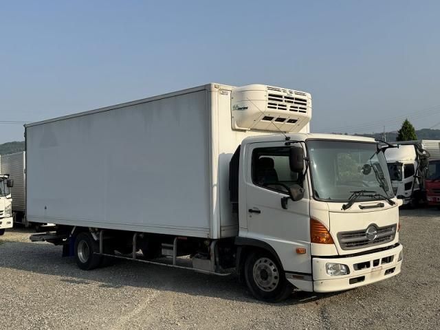 Hino RANGER 2015-10 8186434-7