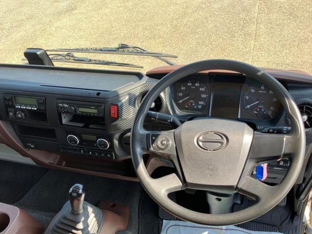 Hino RANGER 2021-03 8186431-20